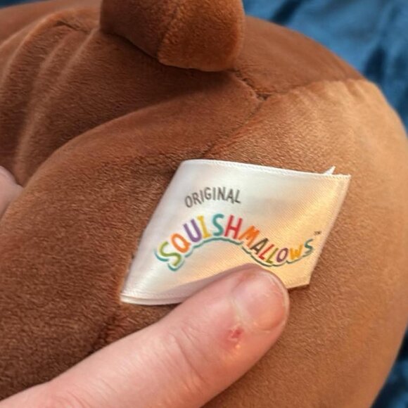 Brand New With Tags 8 Inch Squishmallows Dinora the Chocolate Rabbit - Picture 4 of 4